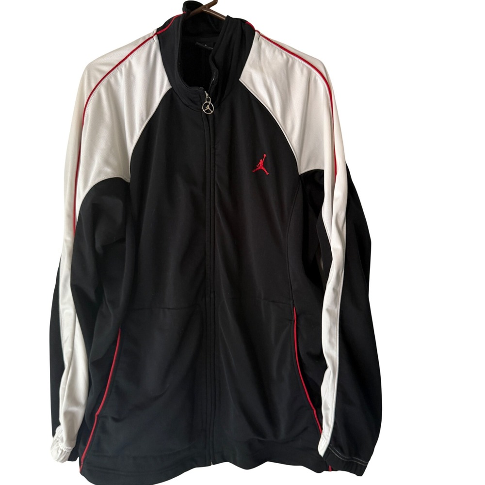 Jordan Vintage Mens Track Jacket Black White Red Zip Up Athletic Full Zip ‎ XL